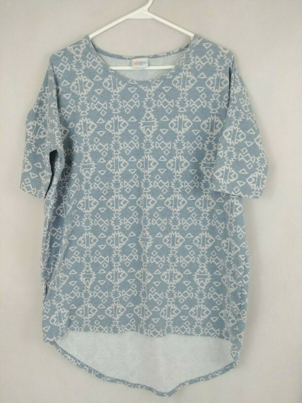 LuLaRoe Irma Tunic With Pale Pink Aztec Design Size XS